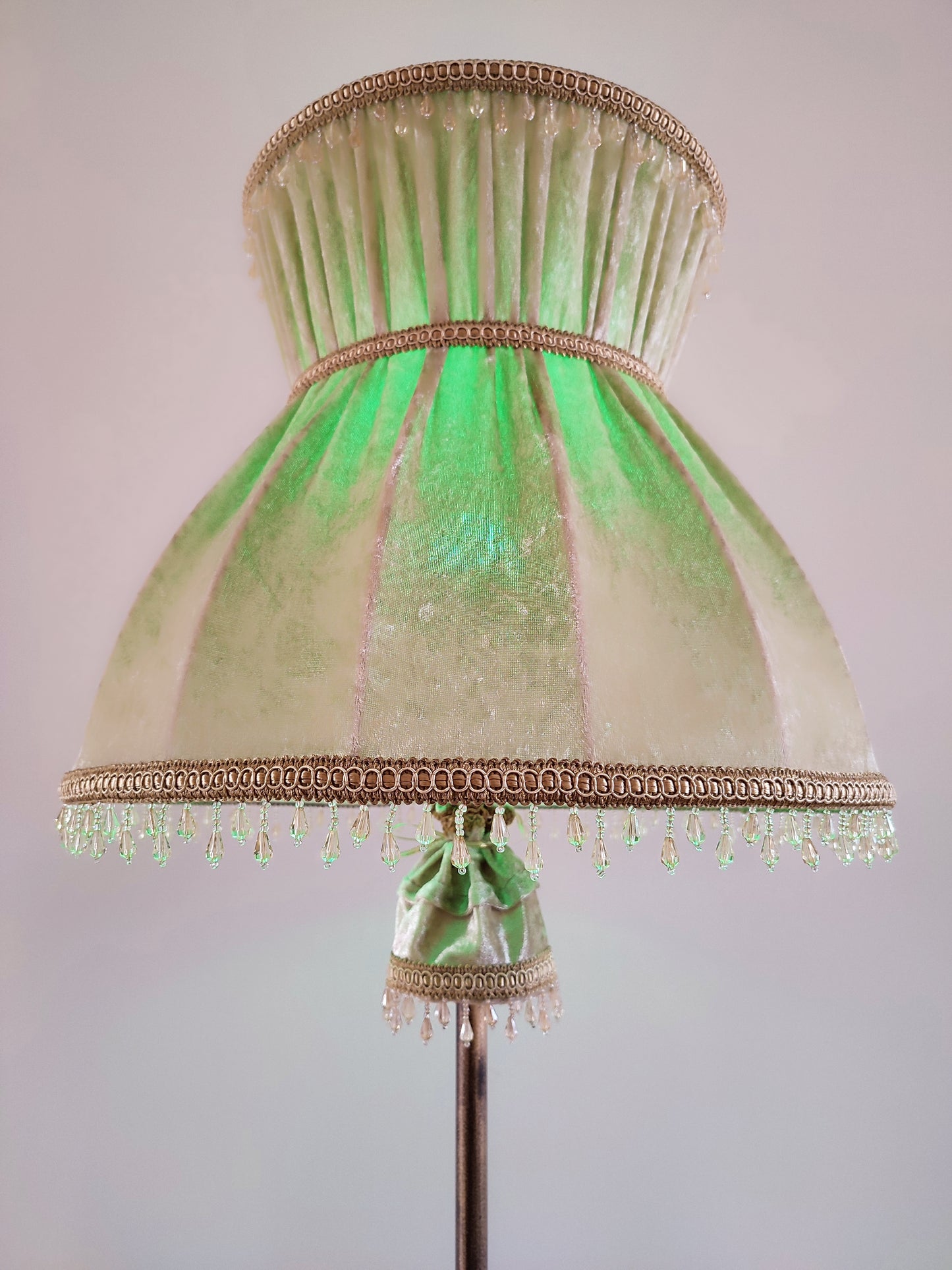 Wholesale floor lamp Havana 01 – Elegant Floor Lamp with Beige Velvet Shade