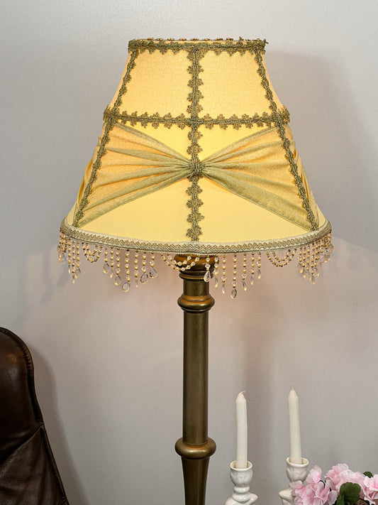 Handmade yellow lampshade with beaded fringe, for lamps. № 3102