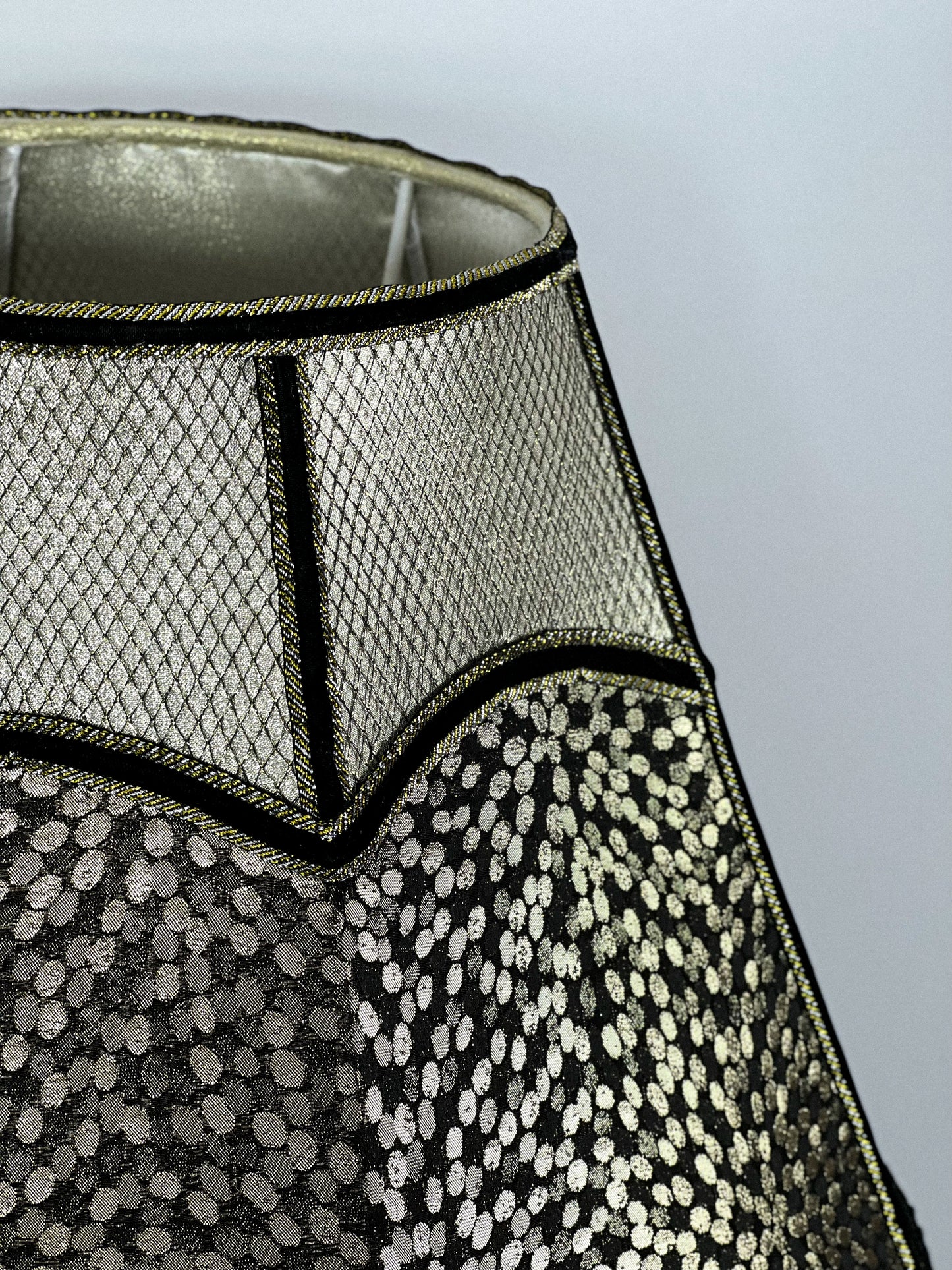 Lampshade, art deco, vintage lamp shade. 3602