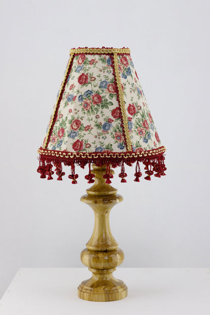 Handmade table lamp, flower lamp. 540103