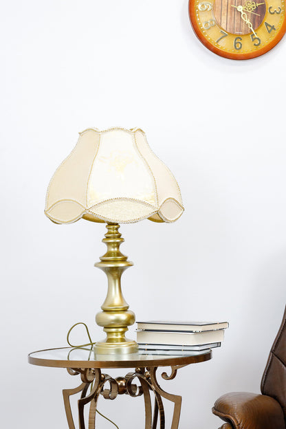 Lampshade “French Fairy” - golden-beige brocade with a pattern. 4102