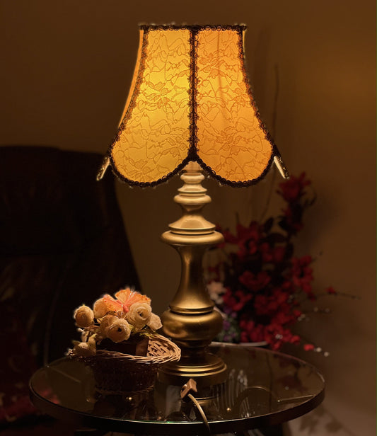 Victorian yellow silk lampshade for table lamps. № 0302