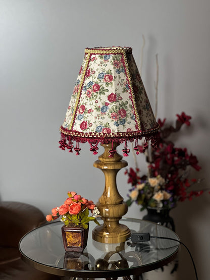Handmade table lamp, flower lamp. 540103