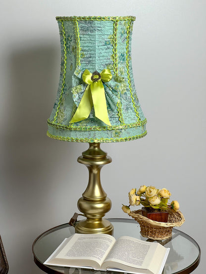 A unique lampshade. A fabulous light green lampshade with guipure and textiles for a table lamp. 0401